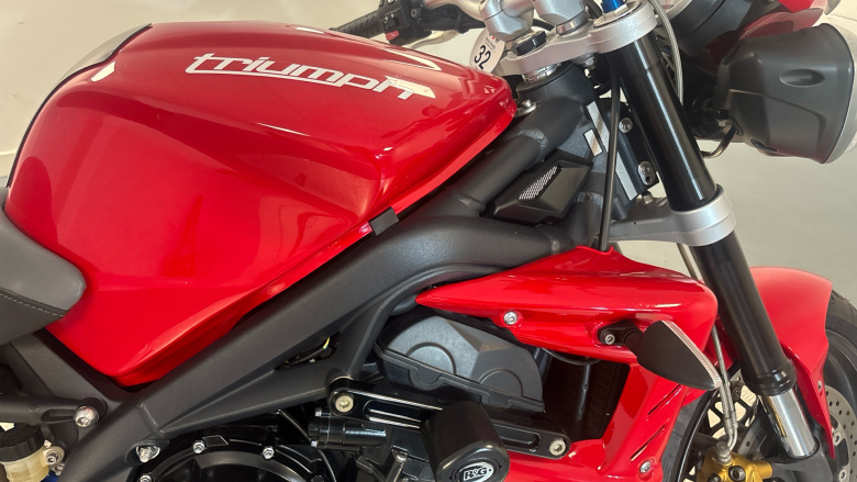 Triumph Street Triple R (12MY)